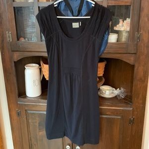 Athleta sleeveless knit dress